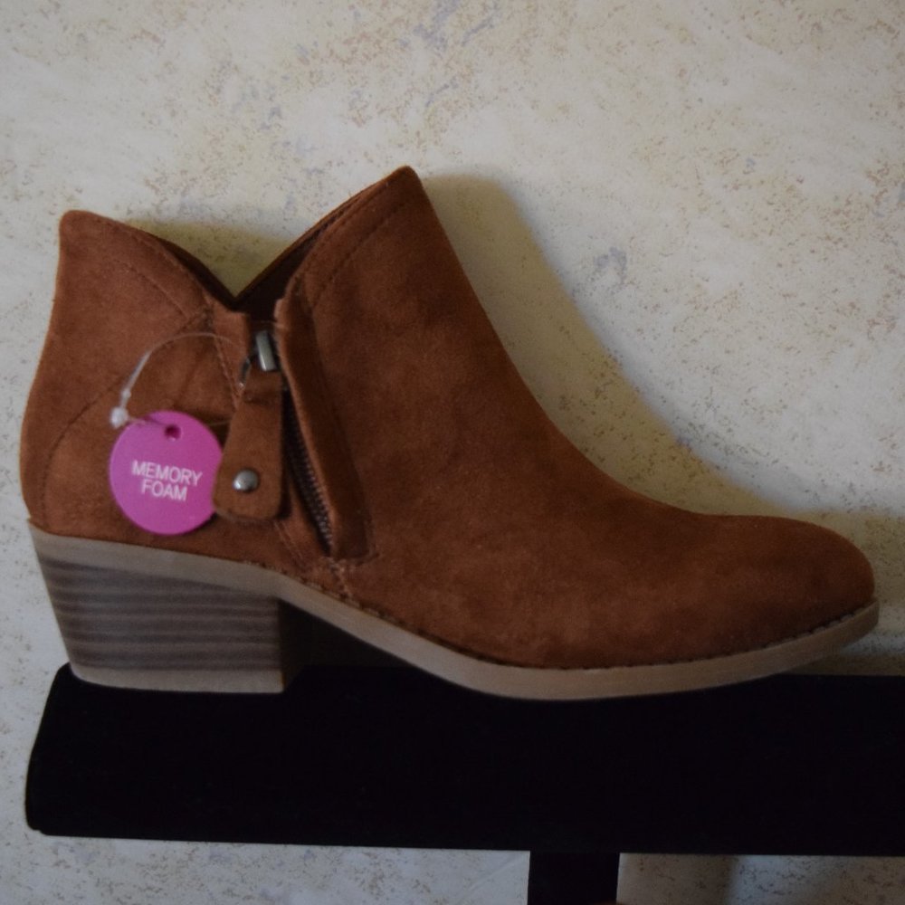So Ankle boots